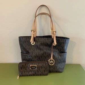 Michael Kors Leather Tote Bag with Wallet
